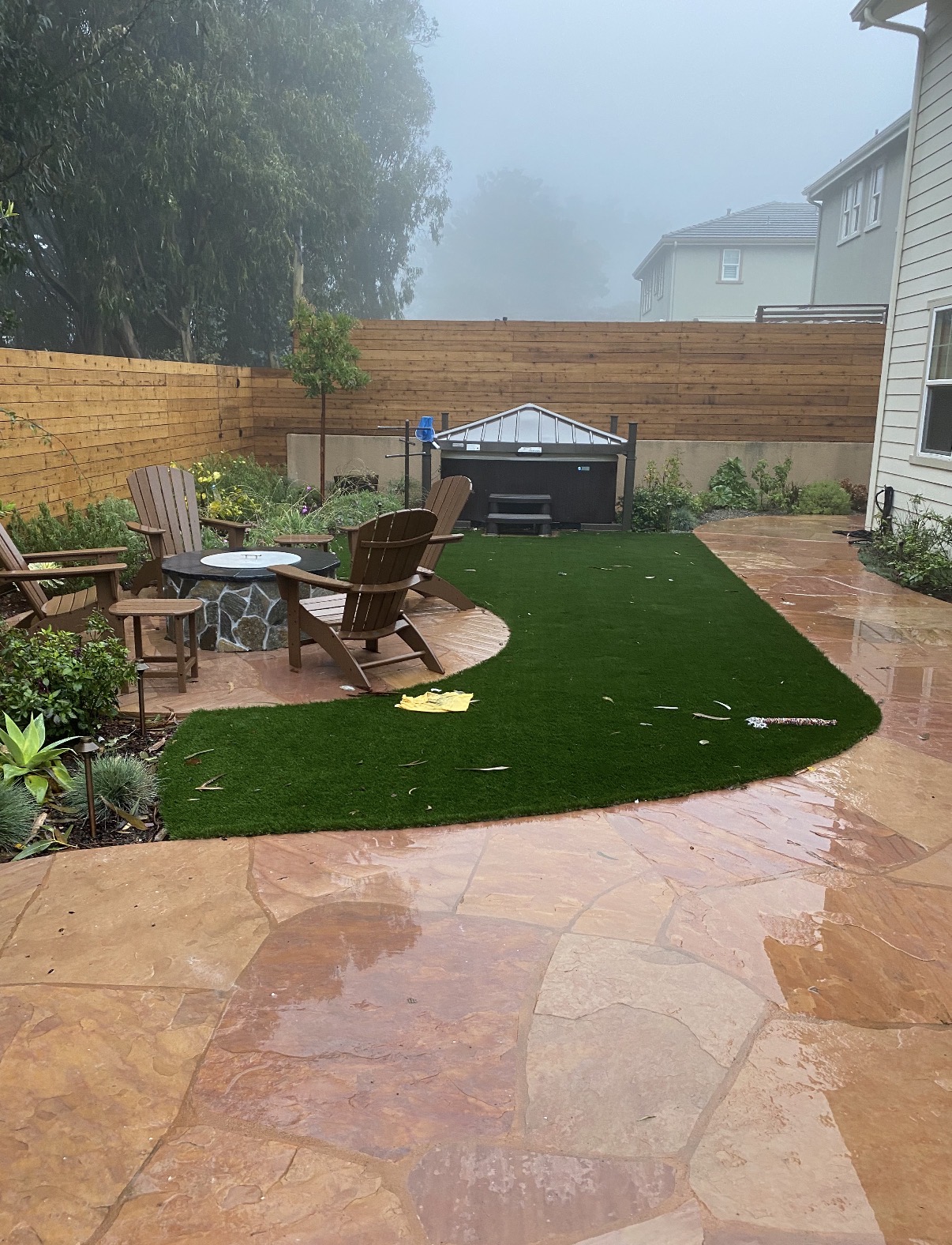 Fire pit lounge & turf lawn