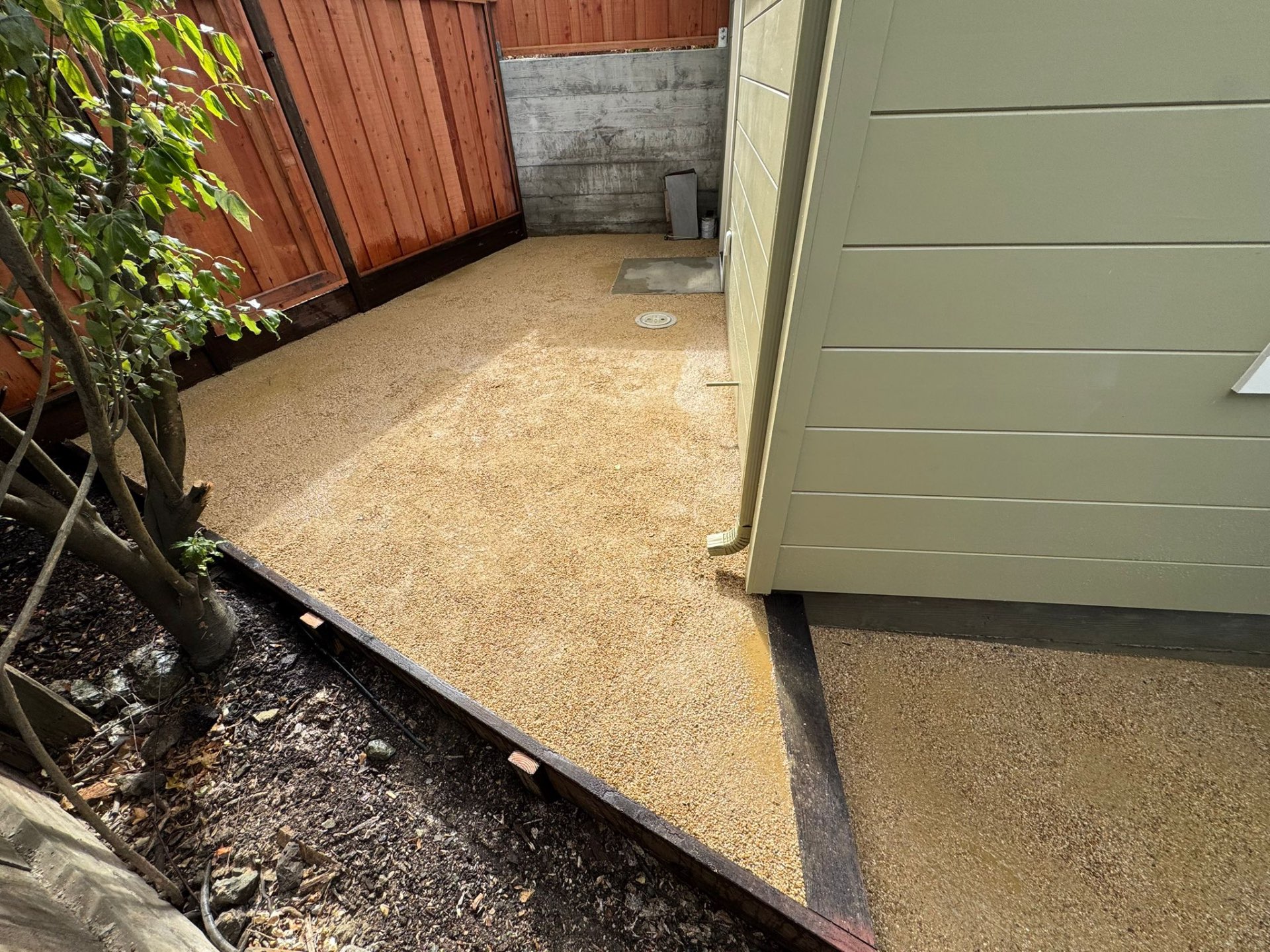 Decomposed granite finish