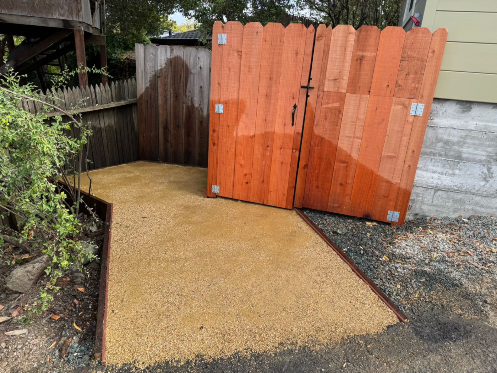 Custom double gate